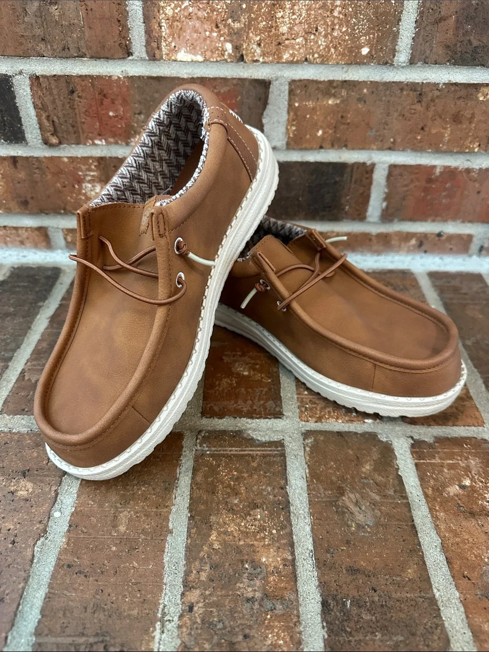 Hey Dude slip-ons excellent condition!! Youth 5